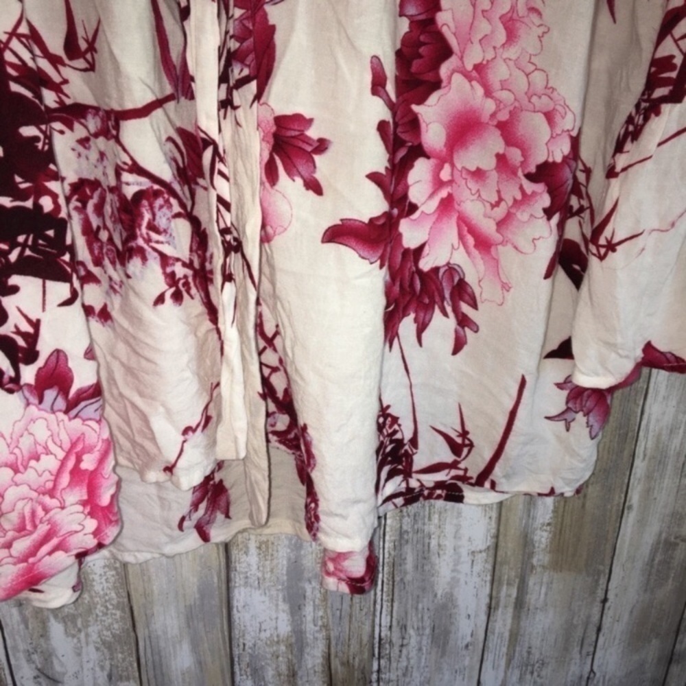 Entro Pink Floral Cold Shoulder Blouse - Picture 4 of 5